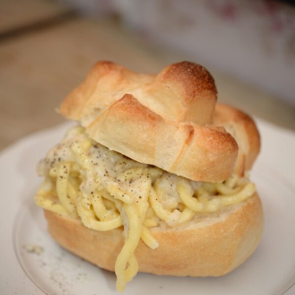 Rosetta con Tonnarello Cacio e Pepe - immagine 3